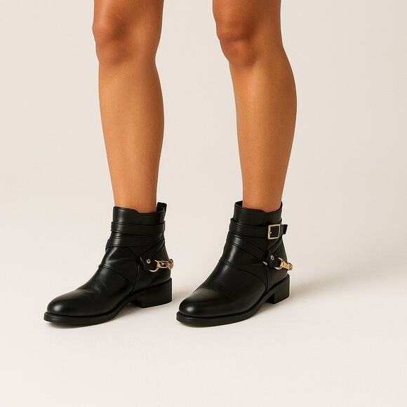 Steve Madden Ringo Black Leather Ankle Boots 8M Gold Chain Moto Biker Style - Picture 16 of 17